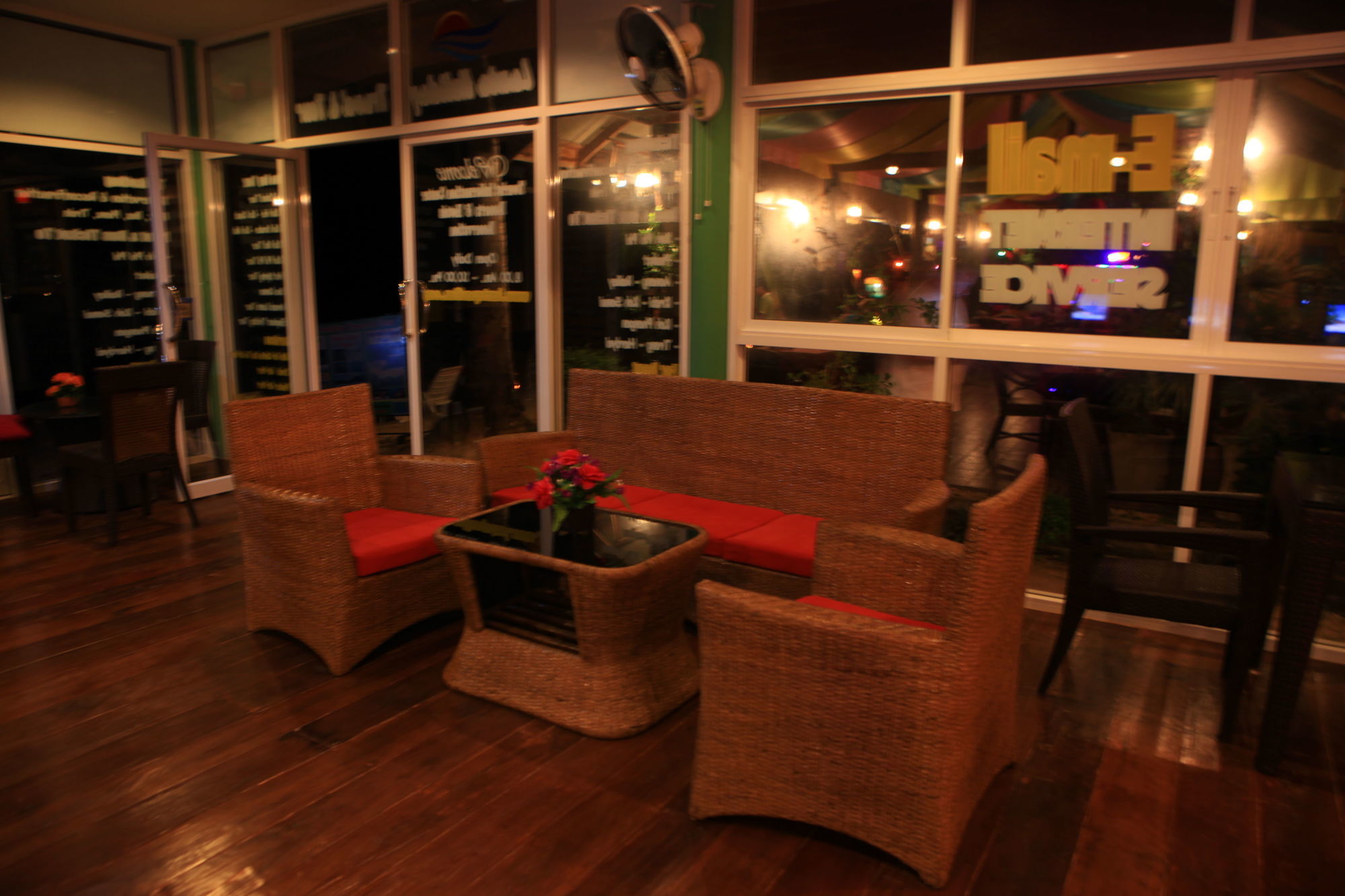 Lanta Pavilion Resort - Koh Lanta Bagian luar foto