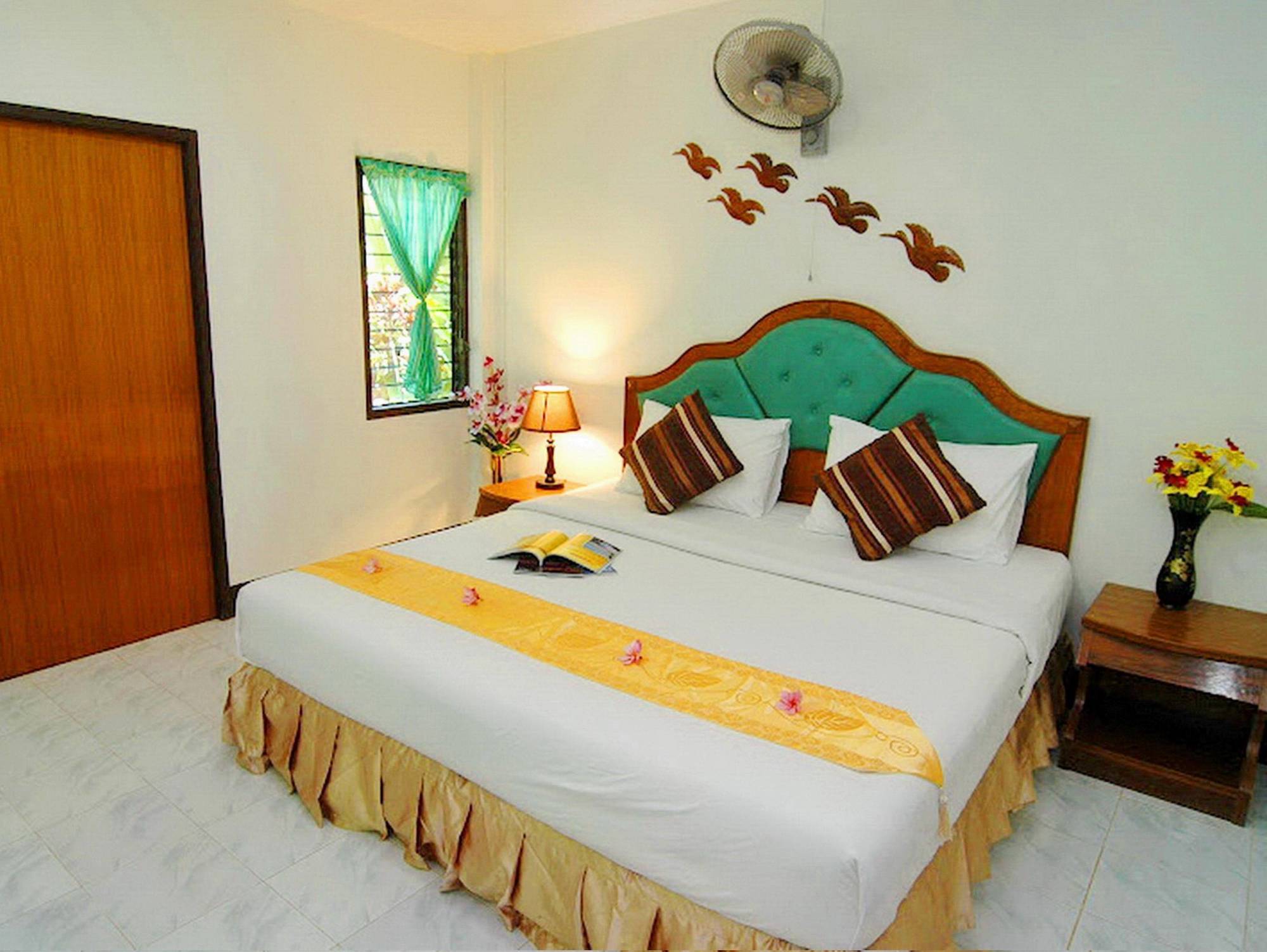 Lanta Pavilion Resort - Koh Lanta Bagian luar foto